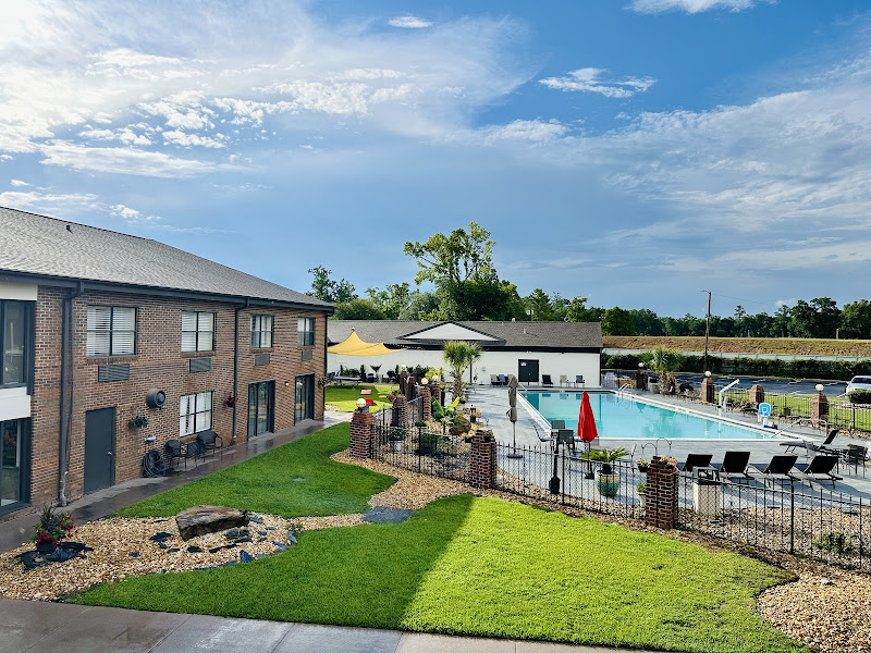 At Home Inn - Pensacola