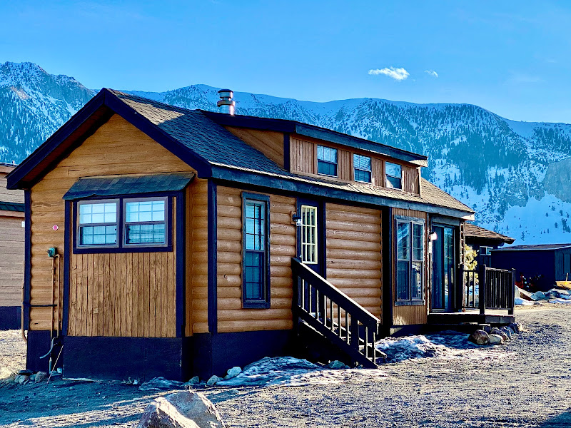 Sierra Meadows Ranch, Lodging and Equestrian Boarding - Hotel in Mammoth Lakes