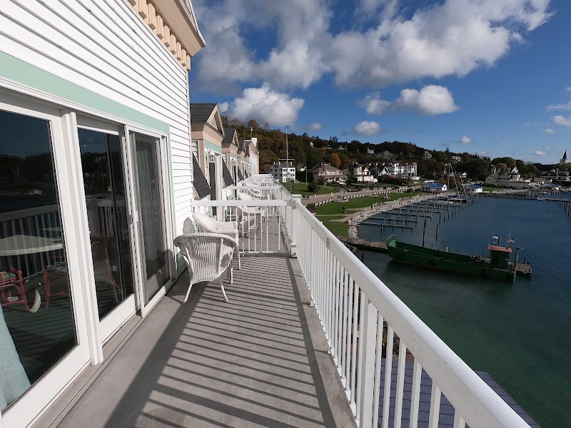 Chippewa Hotel Waterfront - Hotel in Mackinac Island