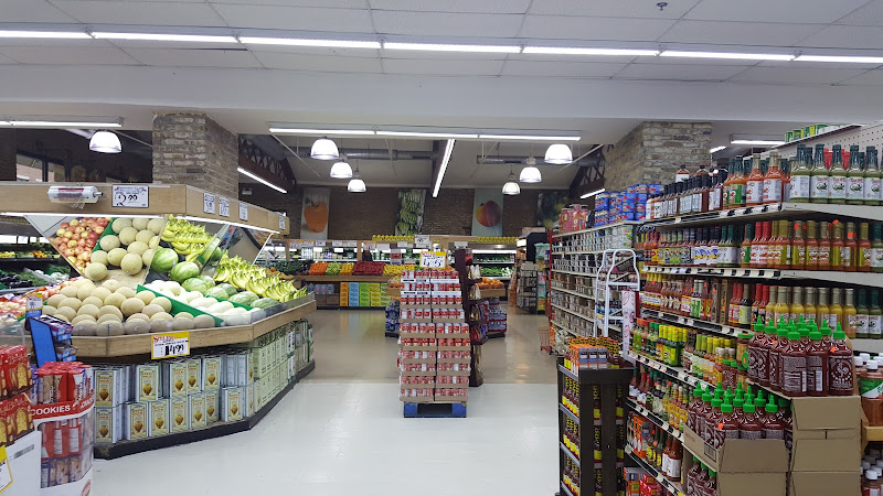HarvesTime Foods - Grocery store in Chicago