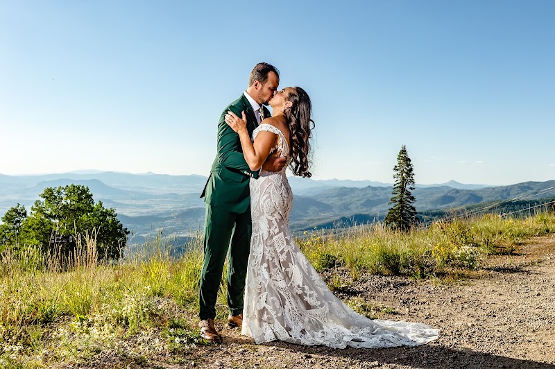Tony Gallagher Photography - Wedding photographer in Denver