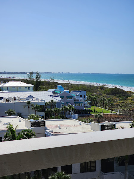 Eileen Saunders - Sarasota & Longboat Key Realtor - Michael Saunders & Company - Real estate agent in Longboat Key