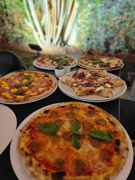 PIABELLA ARTISAN WOOD-FIRED PIZZA