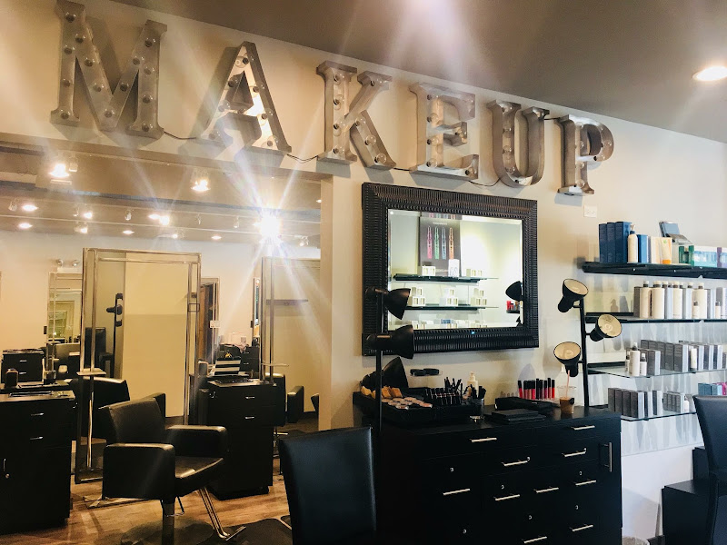 Swerve Salon & Spa - Hair salon in Chicago