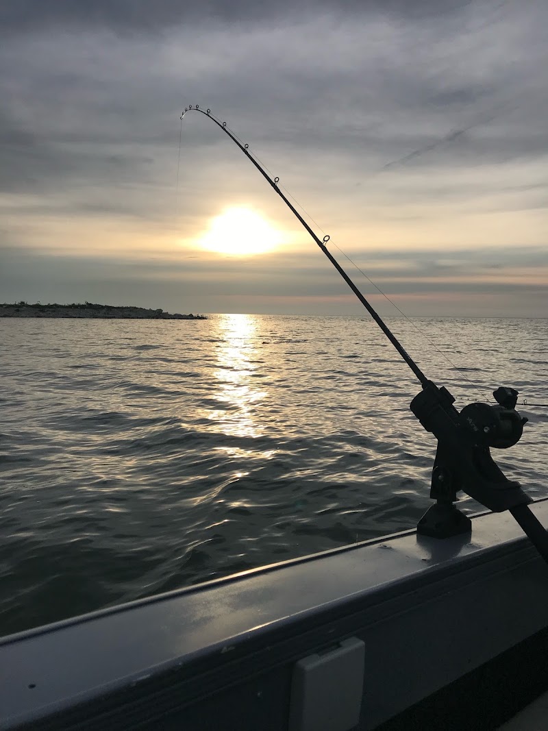 Halcyon Fishing Adventures - Fishing charter in Baileys Harbor