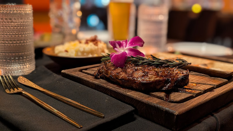 Aina Steak and Seafood - Restaurant in Honolulu