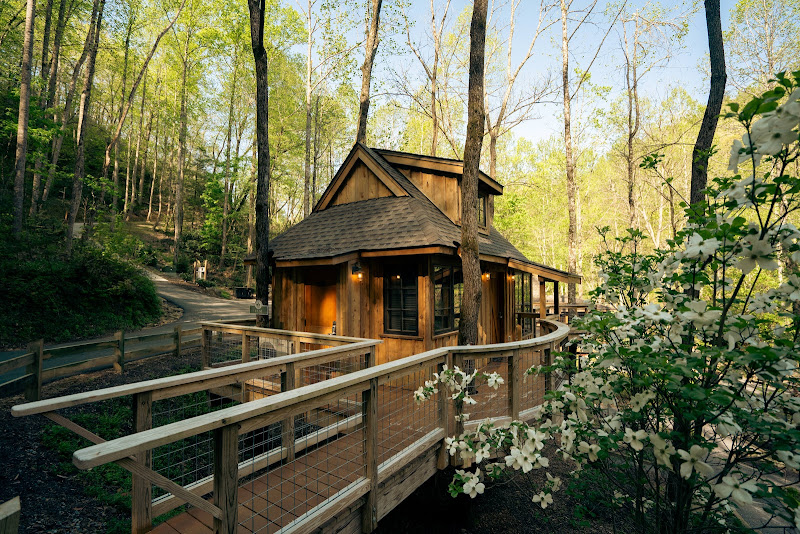 Treehouse Grove - Vacation home rental agency in Gatlinburg