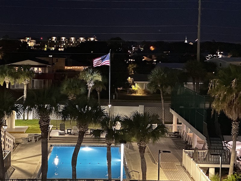 Surf Dweller Condominiums by Southern Vacation Rentals