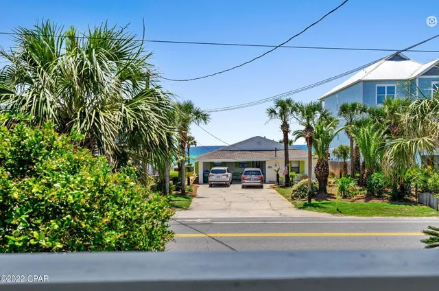 Coastal Living Realty & Associates - Real estate agency in Panama City Beach