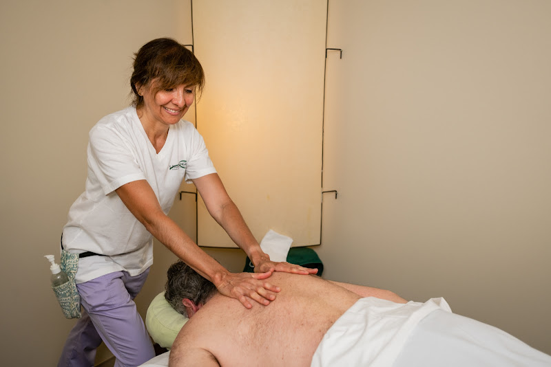 Urban Oasis Massage - Massage spa in Chicago
