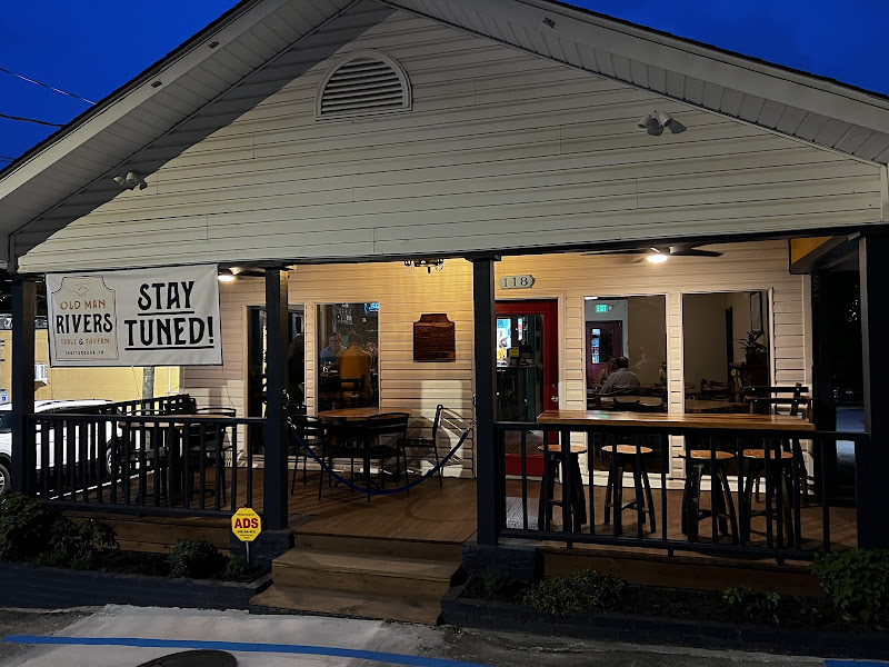 Old Man Rivers Table & Tavern - Restaurant in Chattanooga