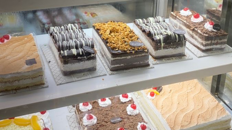 Conelly Reposteria - Dessert shop in C. 22