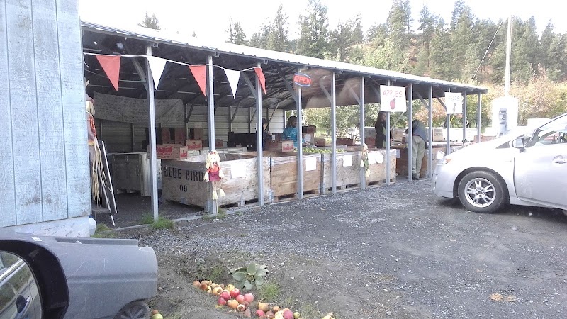 Just-A-Little Fruit Stand - Produce market in Leavenworth