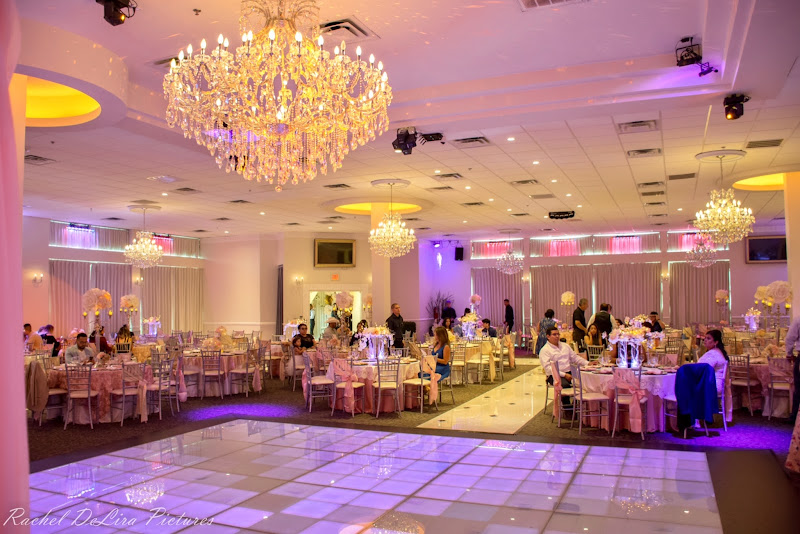 Bella Luna Venue