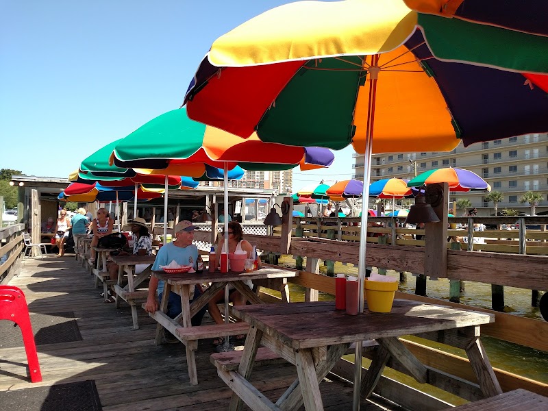 Dewey Destin's Seafood Restaurant - Seafood restaurant in Destin