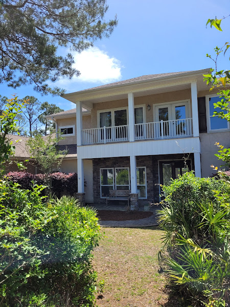 Berkshire Hathaway HomeServices Beach Properties of Florida - Real estate agency in Santa Rosa Beach