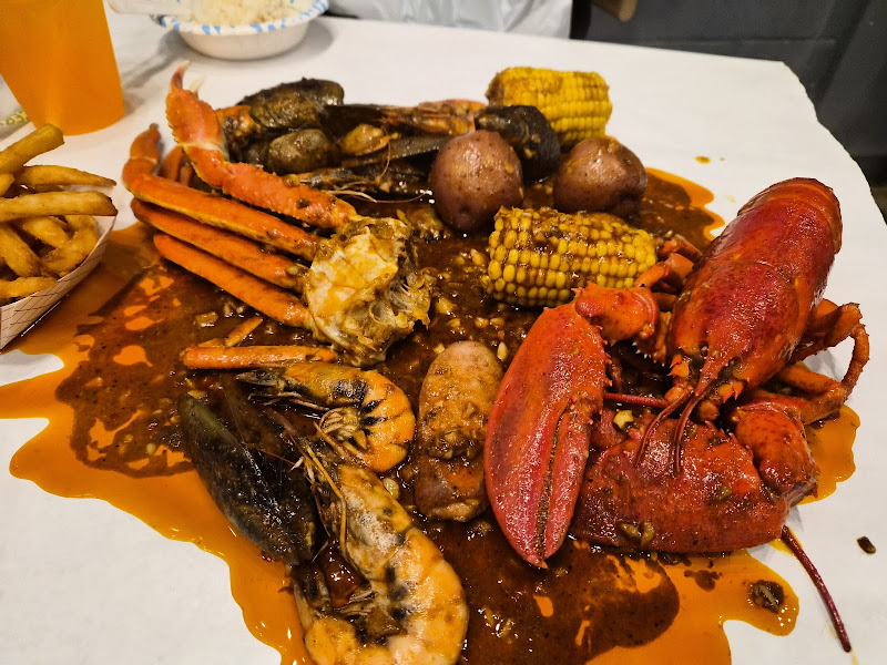 Cajun Crab Waikiki - Seafood restaurant in Honolulu