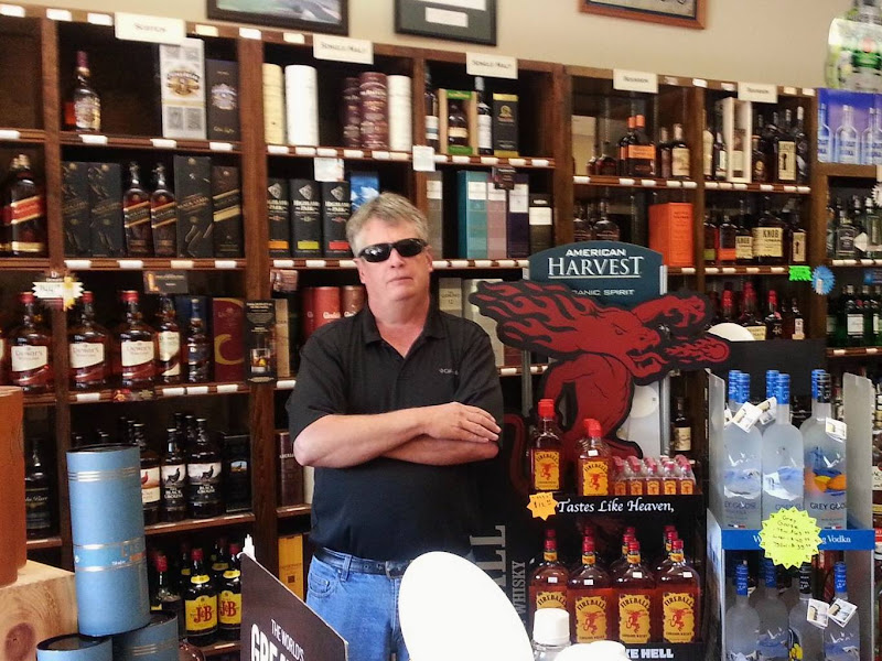Hilton Head Wine & Spirit Shop @ The Plaza in Shelter Cove