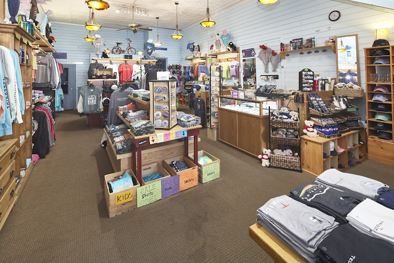Paradise Resortwear - Clothing store in Telluride