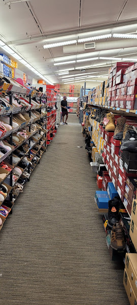 Adirondack Outlet Mall - Outlet mall in Lake George
