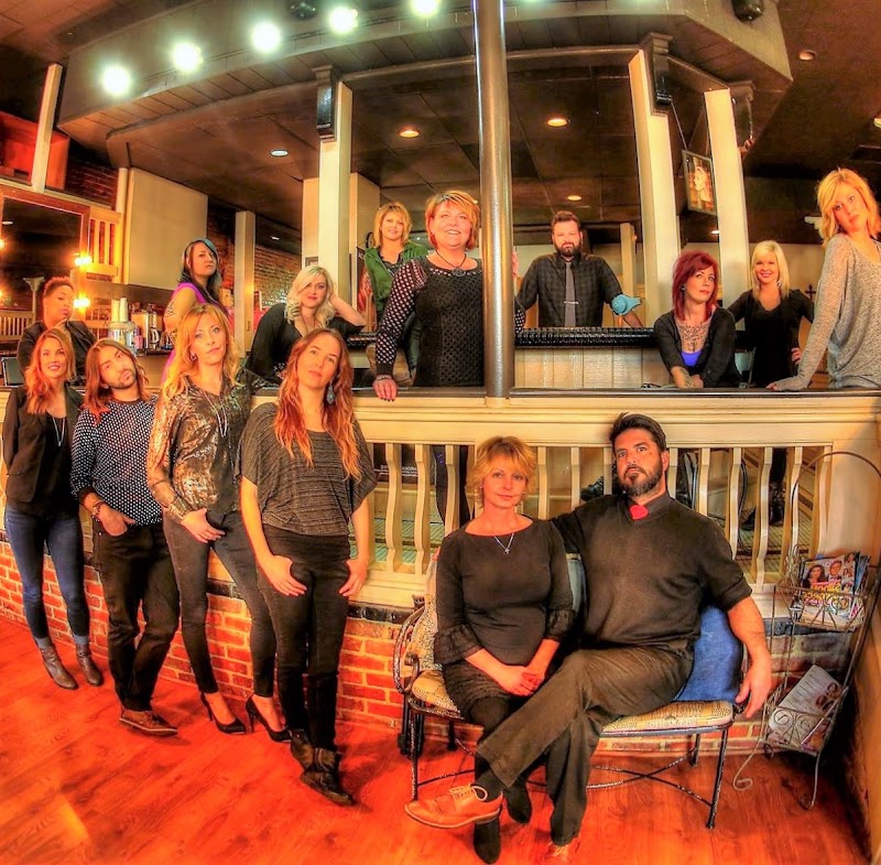 Nicos Salon