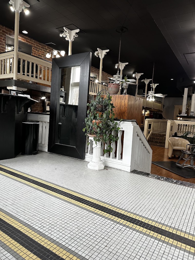 Nicos Salon photo