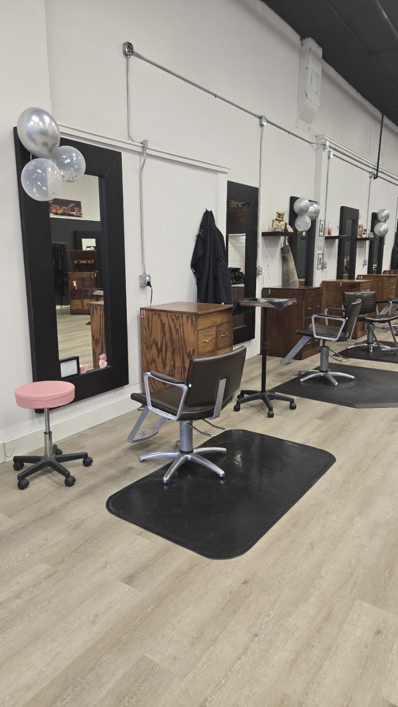 Nicos Salon photo