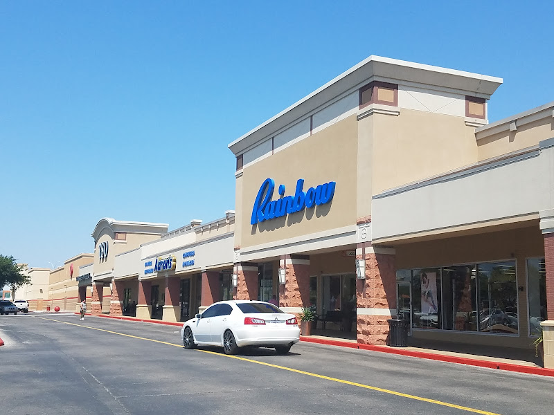 Capital Plaza - Shopping mall in TX 78723