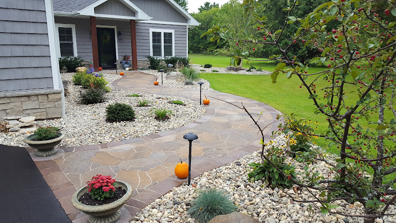 Sterling Landscape Services - Landscaper in Sturgeon Bay