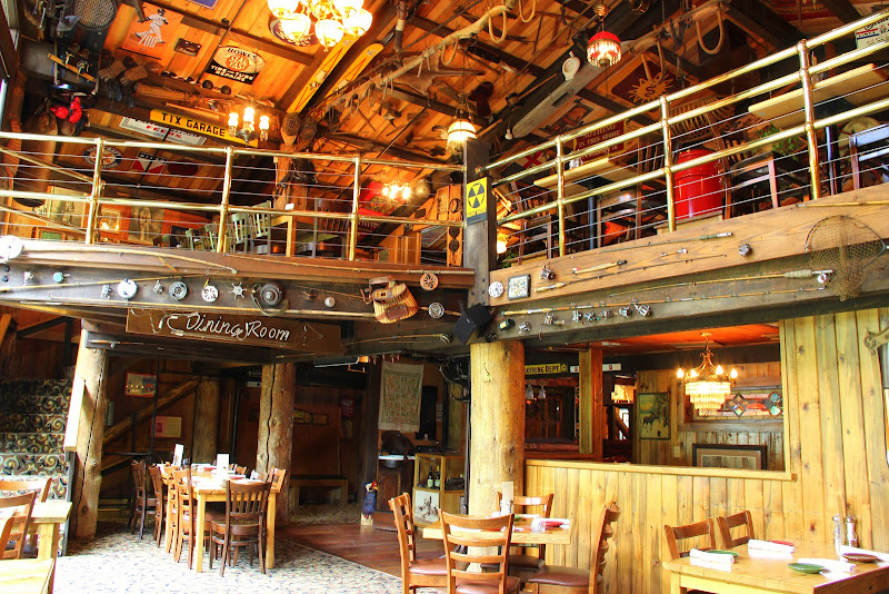 Mangy Moose Jackson Hole - Live music bar in Teton Village