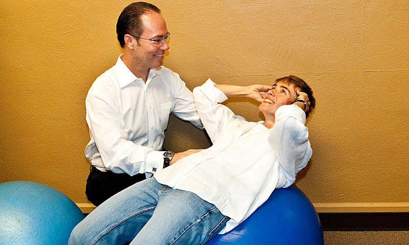 Chiroseattle - Tuttle DeLucchi Chiropractic