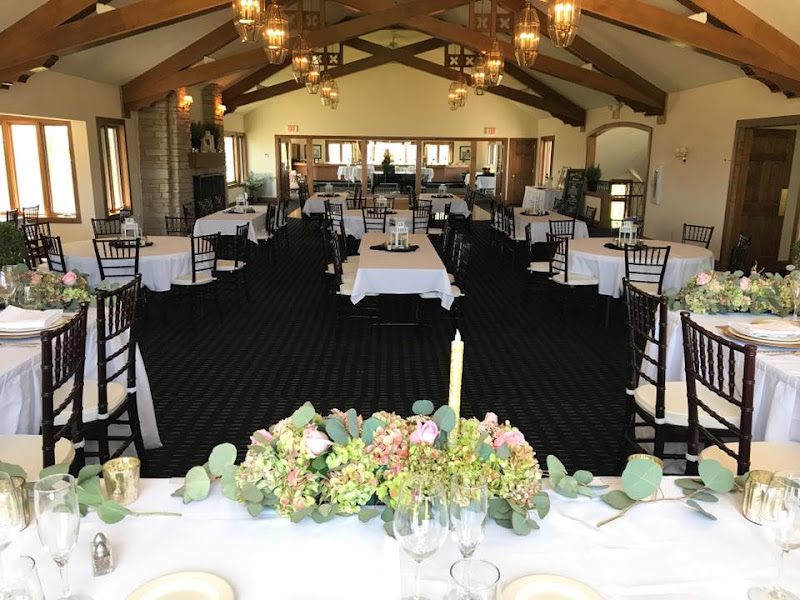 Maxwelton Braes Lodge - Wedding venue in Baileys Harbor
