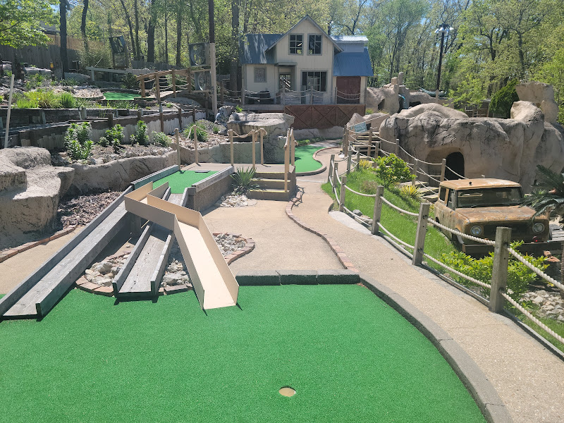 Putt 'N Stuff Family Fun Center