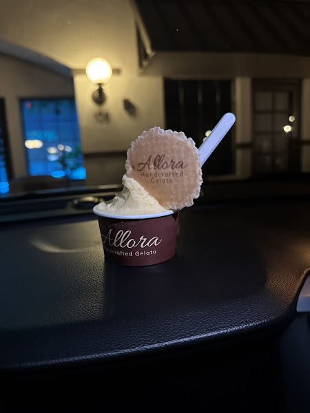 Allora Gelato - Ice cream shop in Scottsdale