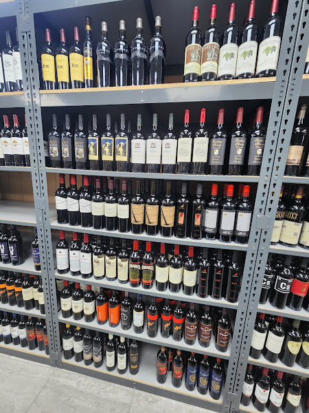 Palm Springs Liquor - Liquor store in Palm Springs