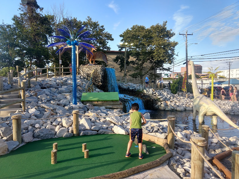 Nick's Mini Golf - Nick's 21st Street Jurassic Golf & Ropes Course
