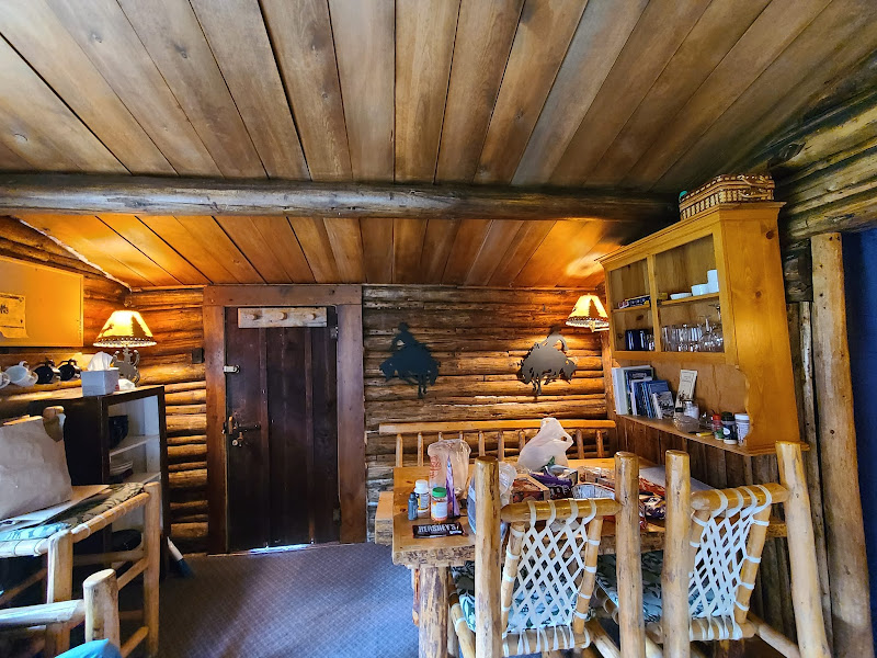 Anne Kent Cabins (Historic Cabin)