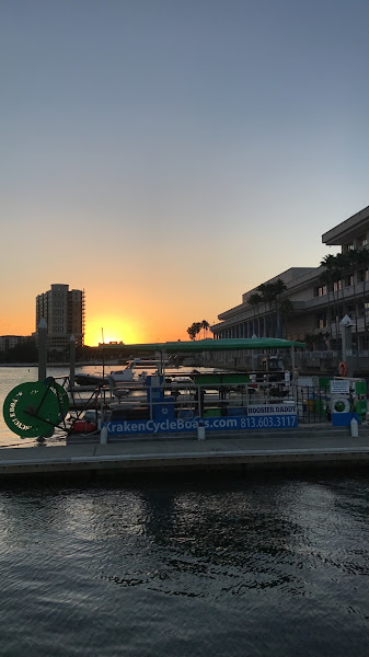 Paddle Pub Tampa (Kraken CycleBoats) - Boat tour agency in Tampa