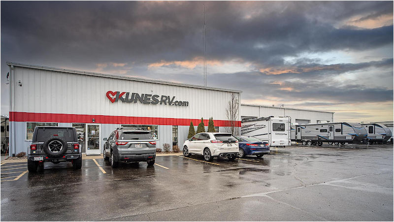 Kunes RV of Elkhorn - Camping store in Elkhorn