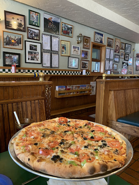 Pazzo's Pizzeria