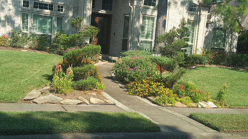 Obregon's Lawn & Tree Services