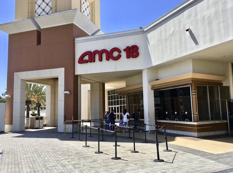 AMC Fashion Valley 18
