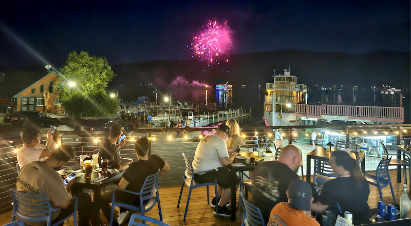 Lighthouse Grill - Restaurant in Lake George