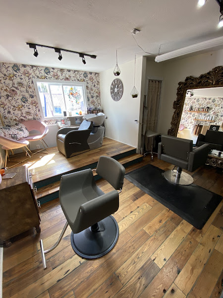 Hair Salon | Moxie Loft Salon - Beauty salon in Telluride