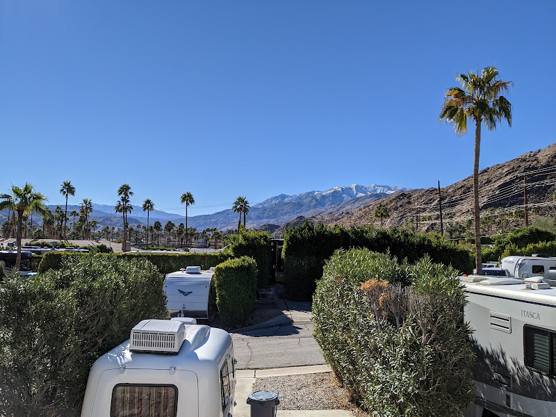 Happy Traveler R.V. Park - RV park in Palm Springs