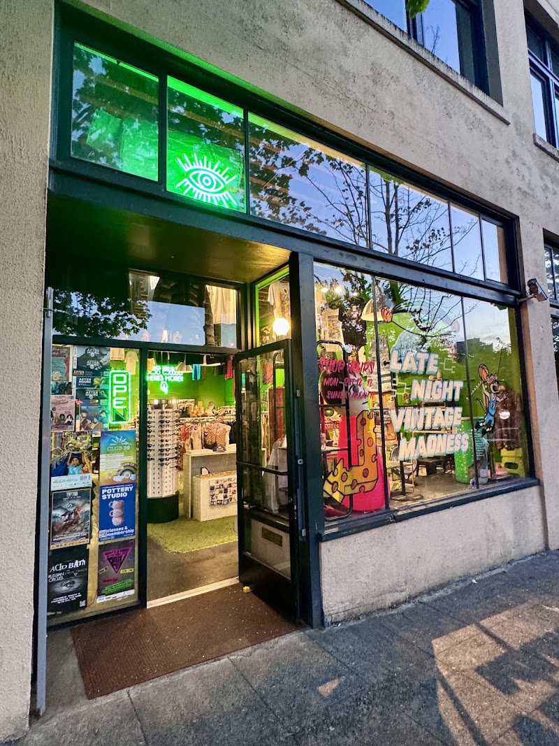 Late Night Vintage Mall - Vintage clothing store in Seattle