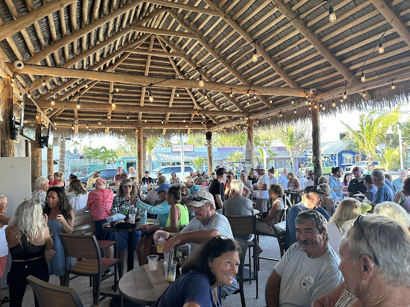 Drift-In AMI - Cocktail bar in Bradenton Beach