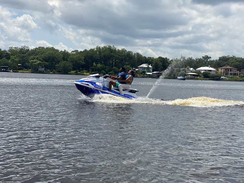 Cheapskate Adventures LLC - Boat rental service in Jacksonville