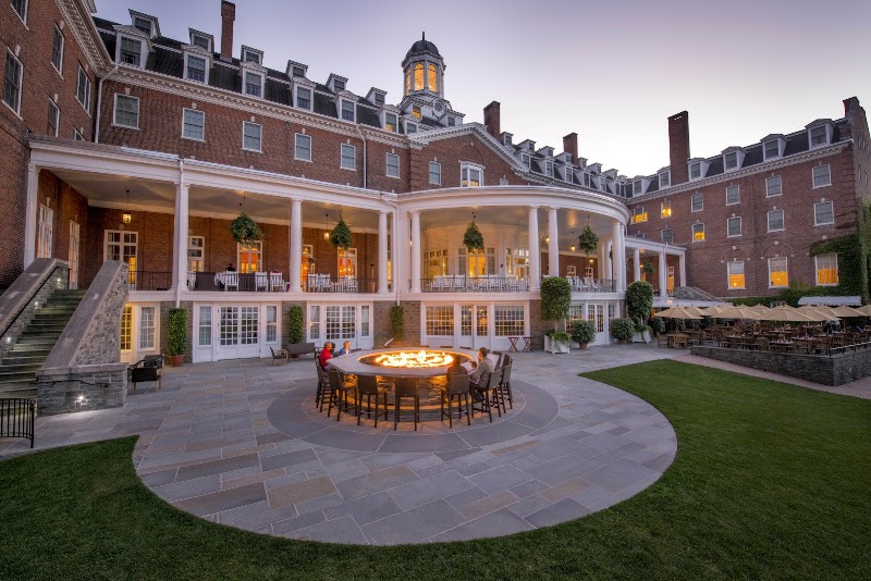 The Otesaga Resort Hotel