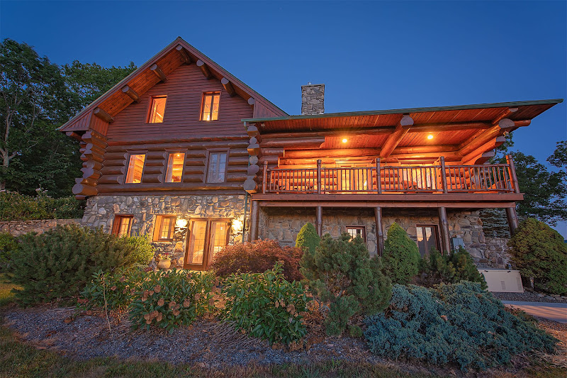 Timberroot Rustic Retreats - Vacation home rental agency in Chattanooga